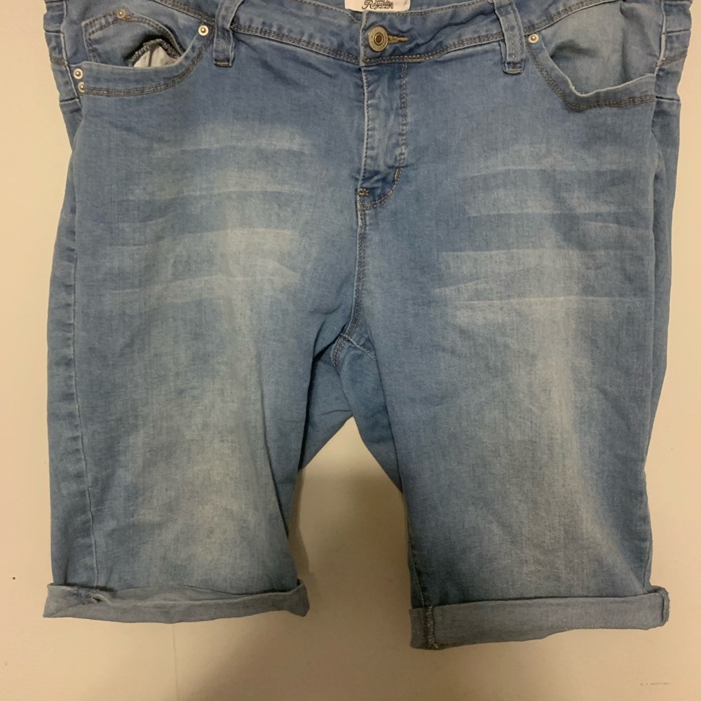 Royalty for me jean shorts, 20W